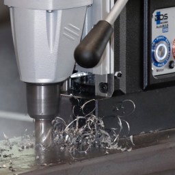 What are the fundamental safety precautions for using a magnetic drilling machine?